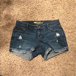 Old navy boyfriend shorts